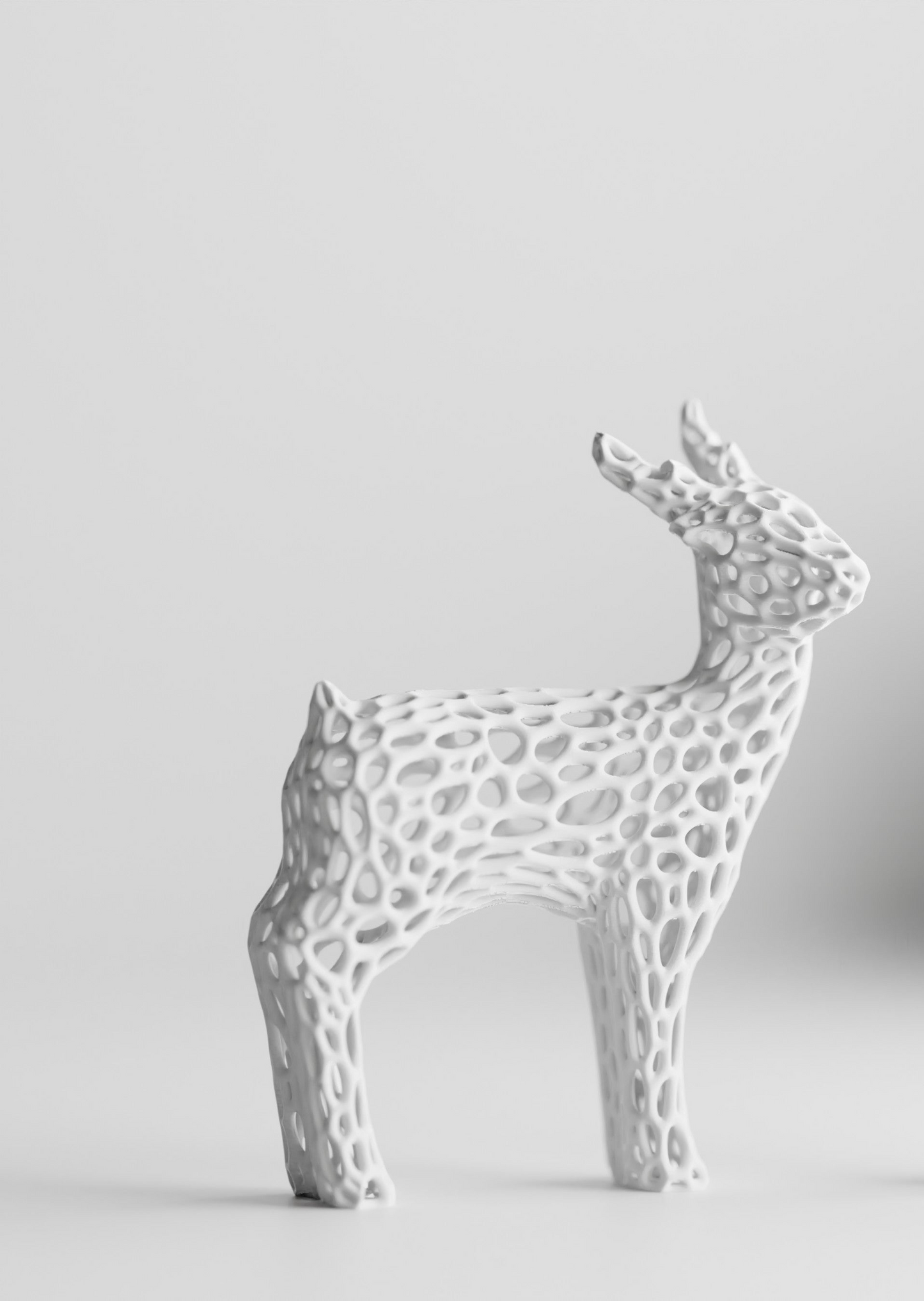 Voronoi Christmas Deer